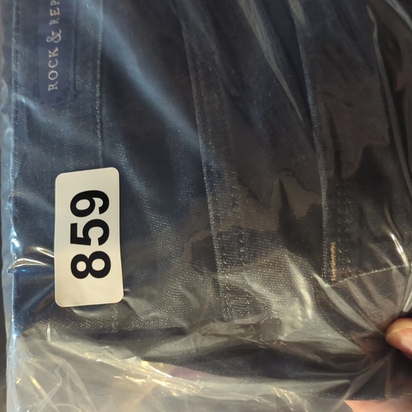 Rock & Republic Embossed Pocked Jeans Size 14 M Like New - Picture 12 of 12